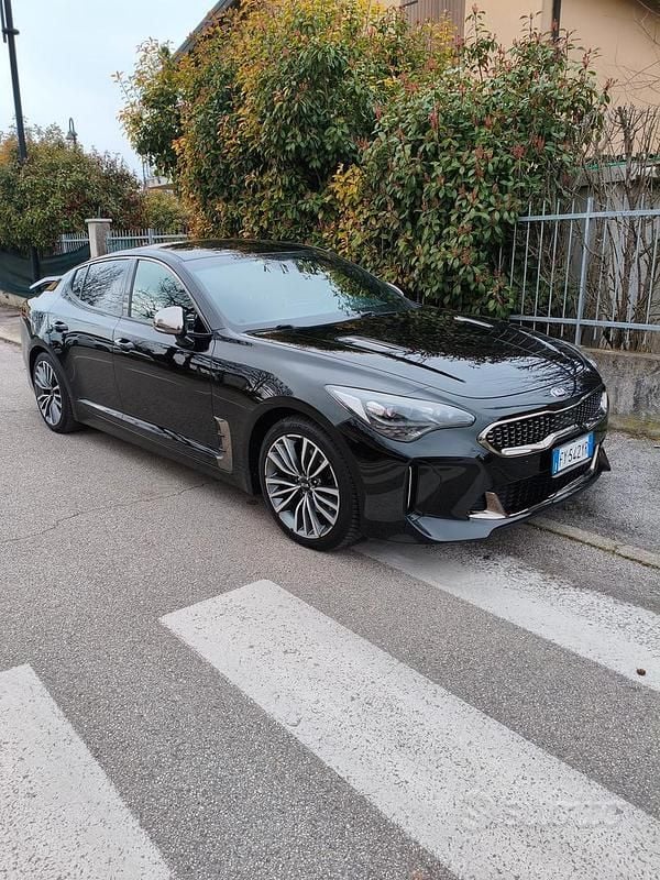 Usata Kia Stinger GT-Line 200 CV (147 kW) 2019 Nero Utilitaria