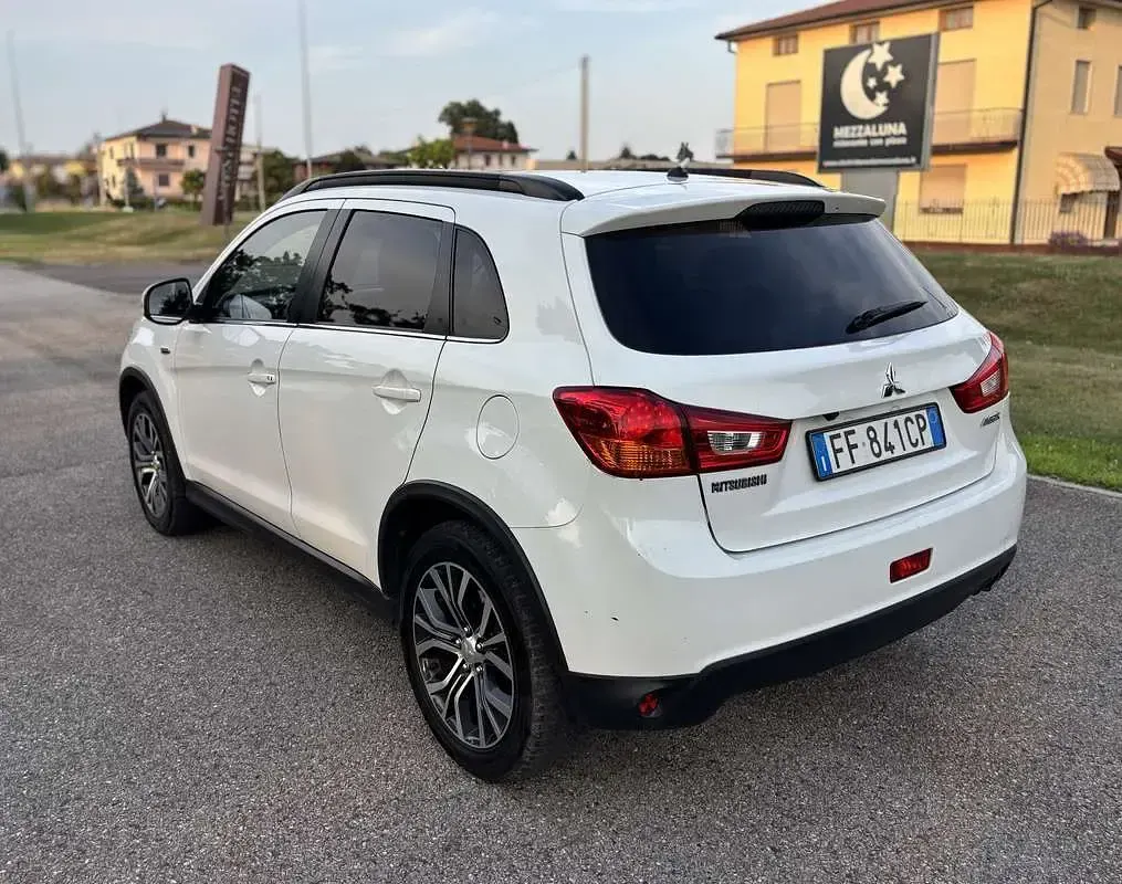 Usata Mitsubishi ASX Instyle 150 CV (110 kW) 2016 SUV