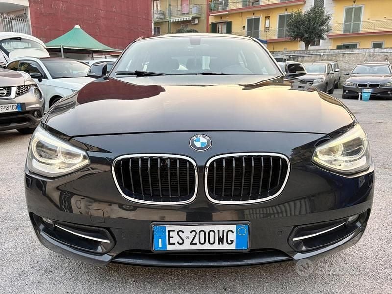Usata BMW 118 Sport Line 143 CV (105 kW) 2012 Nero Utilitaria