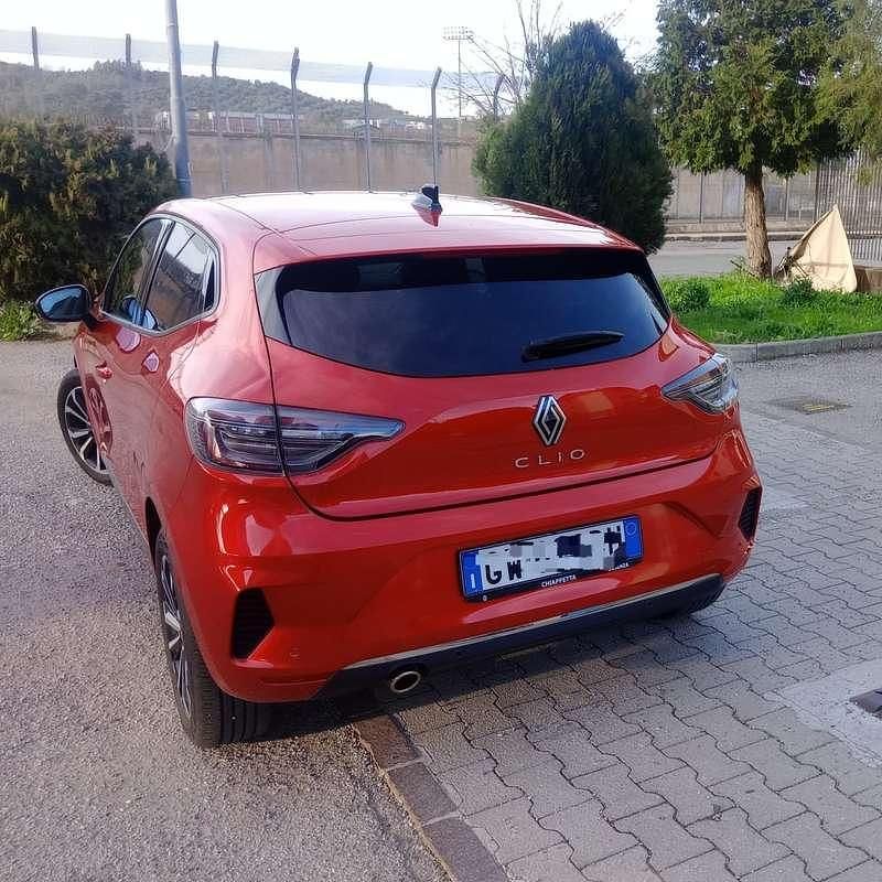 Usata Renault Clio V Techno 91 CV (66 kW) 2024 Berlina