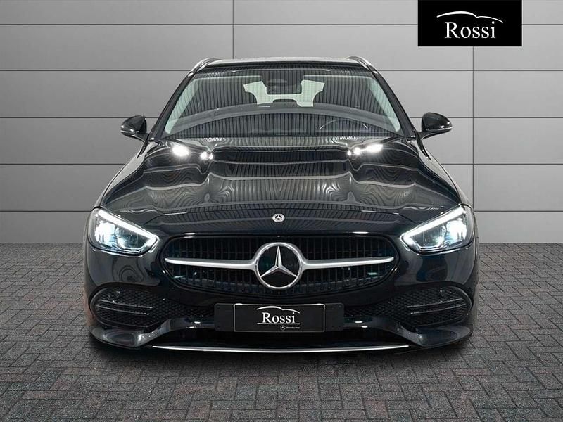 Usata Mercedes C200 163 CV (119 kW) 2022 Nero Station wagon