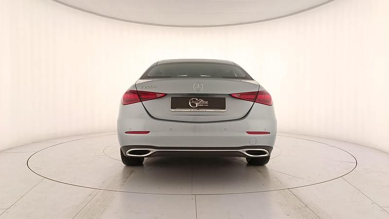 Usata Mercedes C200 Advanced 163 CV (119 kW) 2024 Argento Berlina