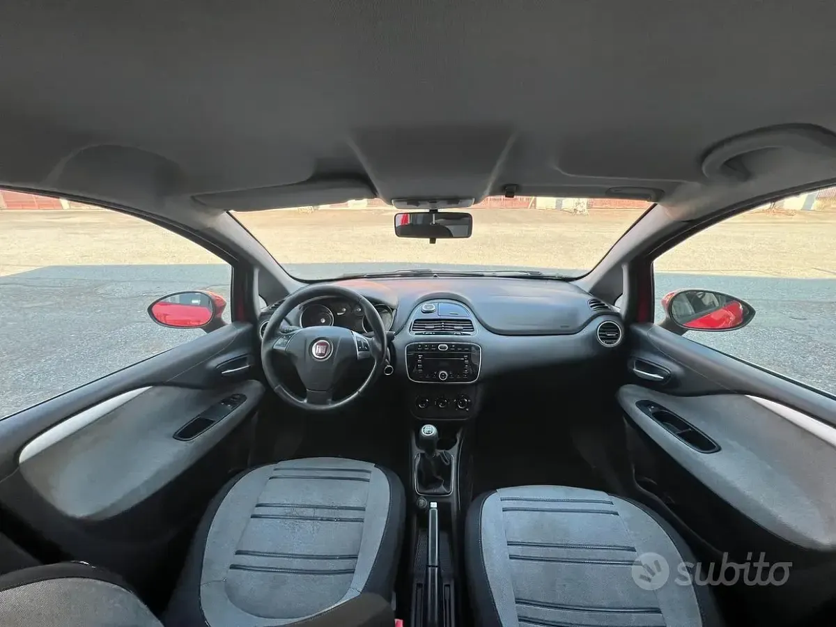 Usata Fiat Punto Evo S 95 CV (69 kW) 2011 Rosso Utilitaria