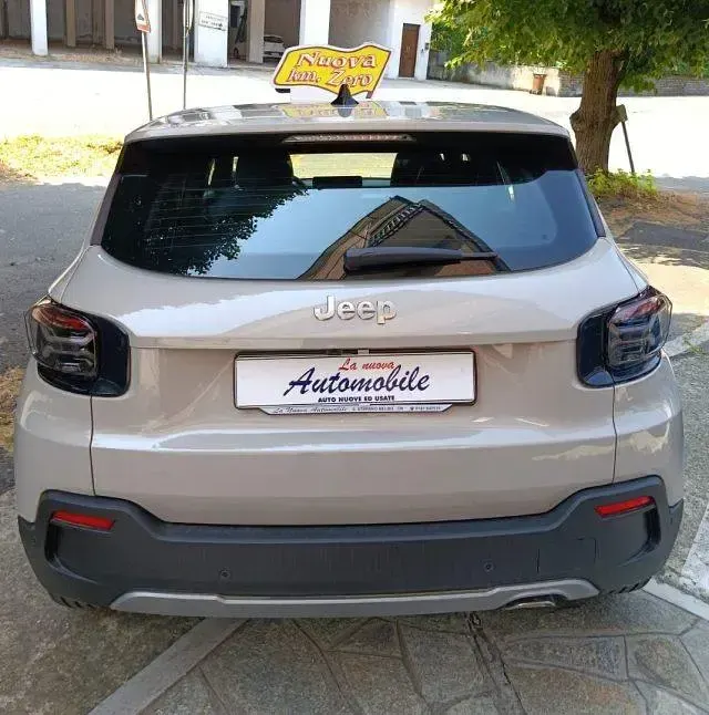 Nuova Jeep Avenger Altitude 101 CV (74 kW) 2025 Rosso SUV