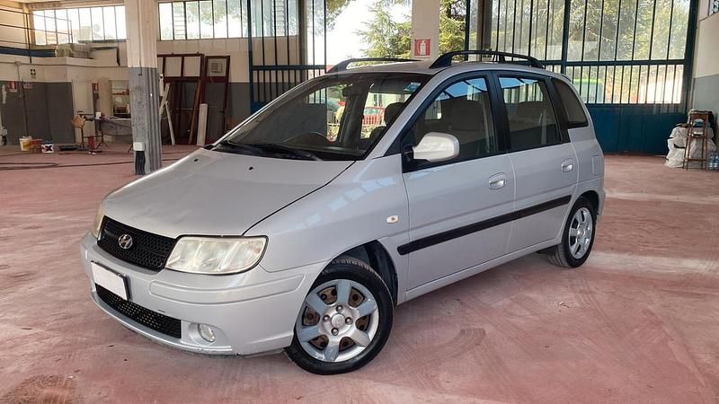 Usata Hyundai Matrix Active 103 CV (75 kW) 2007 Argento Monovolume