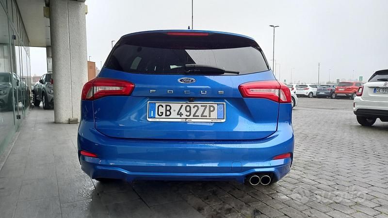 Usata Ford Focus ST-Line 120 CV (88 kW) 2020 Blu Station wagon