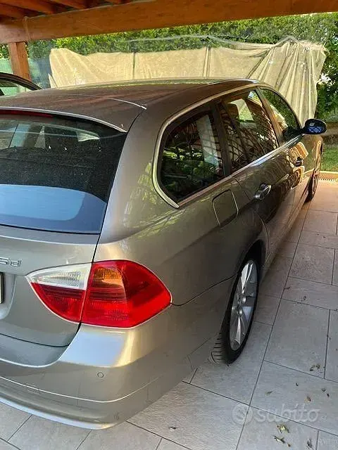 Usata BMW 325 M Sport 197 CV (144 kW) 2008 Grigio Station wagon