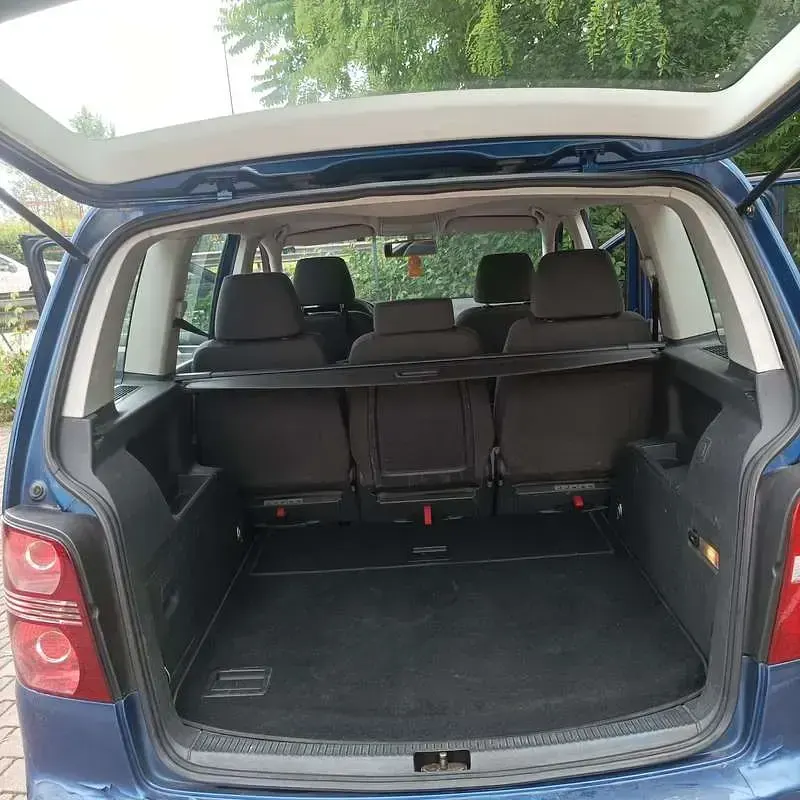Usata VW Touran 90 CV (66 kW) 2007 Blu/azzurro Monovolume