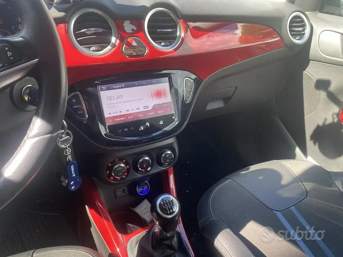 Usata Opel Adam Slam 116 CV (85 kW) 2015 Rosso Utilitaria