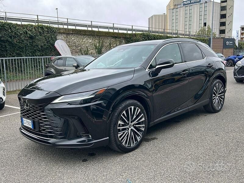 Usata Lexus RX450h+ Luxury Line 2024 Nero SUV