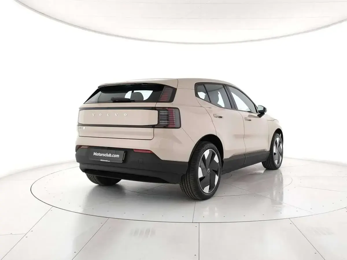 Nouvelle Volvo EX30 Plus 75 kW (102 ch) 2026 Gris SUV