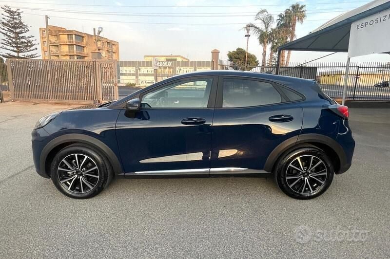 Usata Ford Puma Titanium 125 CV (91 kW) 2022 Blu SUV