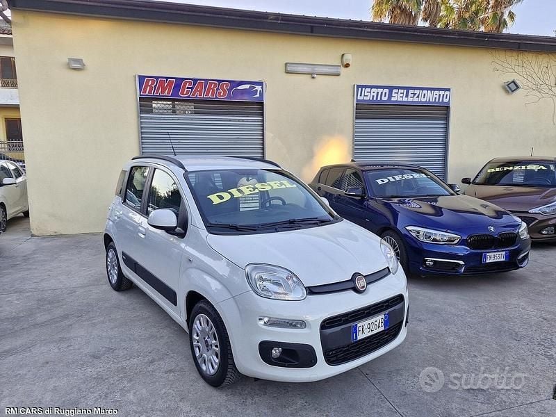 Bianco Usata 2017 Fiat Panda Lounge Due volumi | 8500 € (Buon prezzo) - Immagine 1/4
