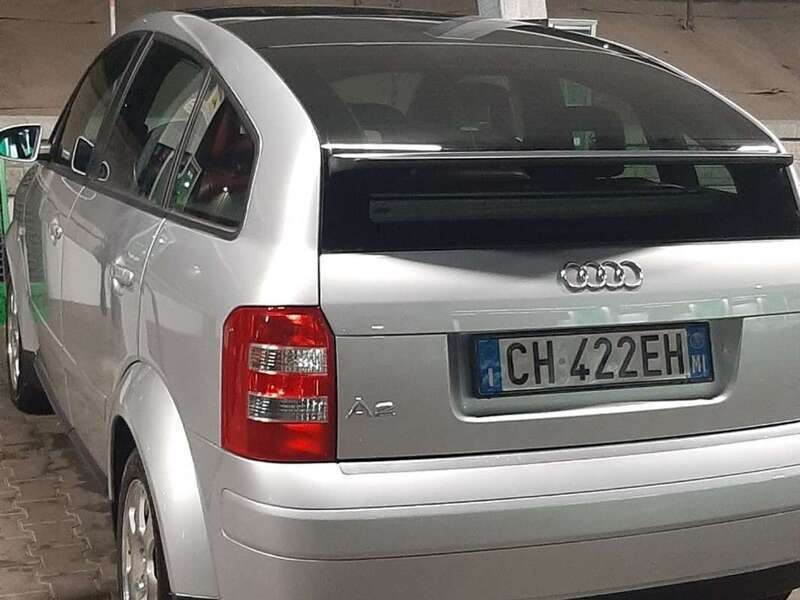 Usato 2003 Audi A2 1.4 Benzin 75 CV (3.500 €)