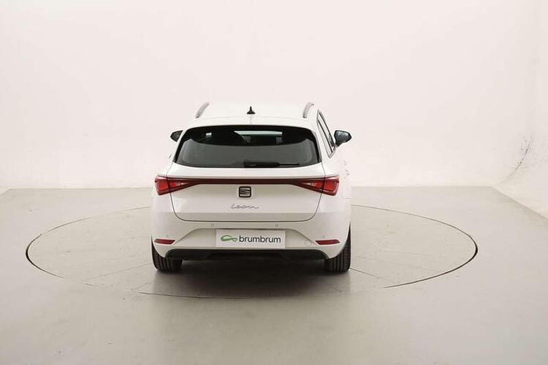 Usata Seat Leon ST Business 90 CV (66 kW) 2023 Bianco Station wagon