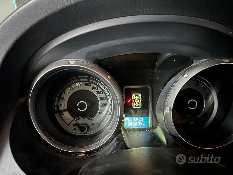 Usata Mitsubishi Pajero 2010 Grigio SUV