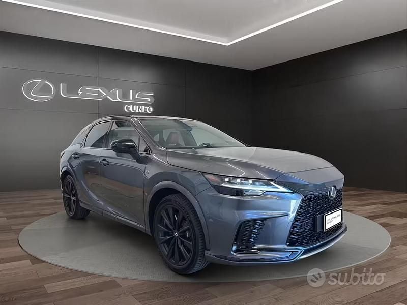 Usata Lexus RX500h Sport Line 272 CV (200 kW) 2023 Sonic grey SUV