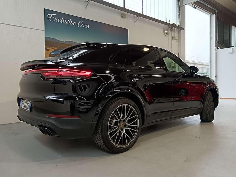Usata Porsche Cayenne Coupe 340 CV (250 kW) 2020 Nero Coupé