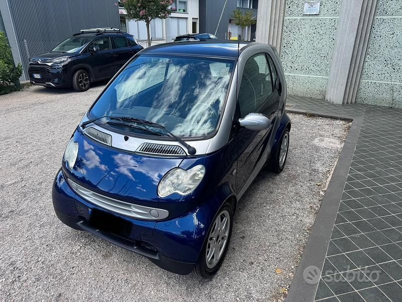 Usata Smart ForTwo Coupé 61 CV (44 kW) 2003 Blu Coupé