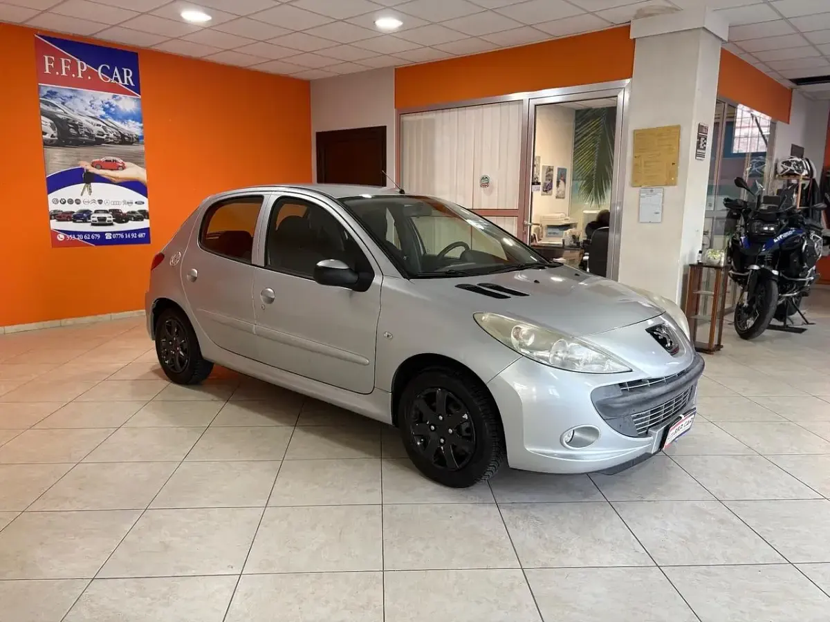 Usata Peugeot 206 57 CV (41 kW) 2010 Grigio Berlina