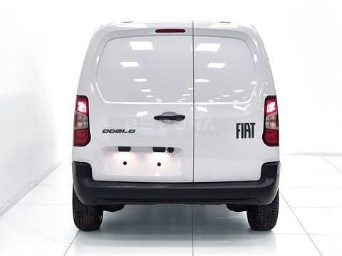 Ny Fiat Doblò 131 HK (96 kW) 2025 Vit Minibuss