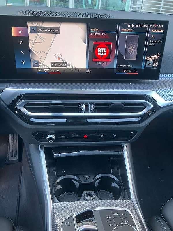 Blu/azzurro Usata 2023 BMW 330 M Sport Station wagon | 49.000 € (Buon prezzo) - Immagine 1/4