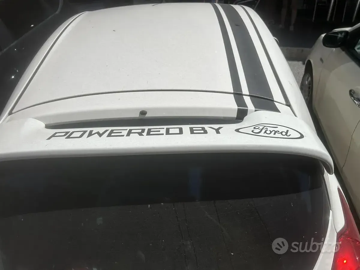 Usata Ford Ka Titanium 69 CV (50 kW) 2011 Bianco Utilitaria