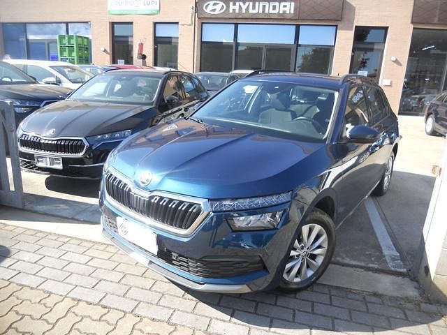 Blu/azzurro(met.) Usata 2021 Skoda Kamiq Ambition SUV | 9950 € (Ottimo prezzo) - Immagine 1/4