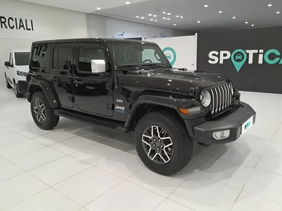 Usata Jeep Wrangler Sahara 379 CV (278 kW) 2022 Grigio SUV