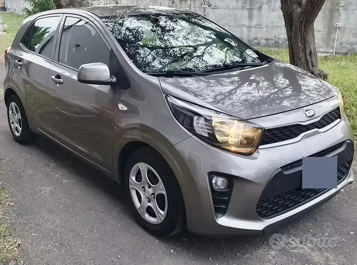 Gebraucht Kia Picanto 67 PS (49 kW) 2018 Grau Kleinwagen