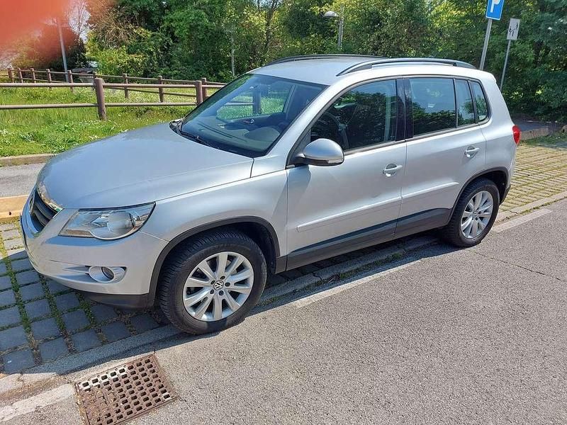 Usata VW Tiguan 140 CV (102 kW) 2008 Argento SUV