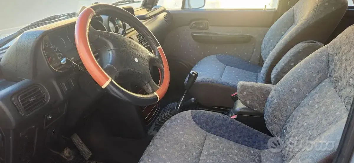 Usata Hyundai Galloper 100 CV (73 kW) 1999 Grigio SUV