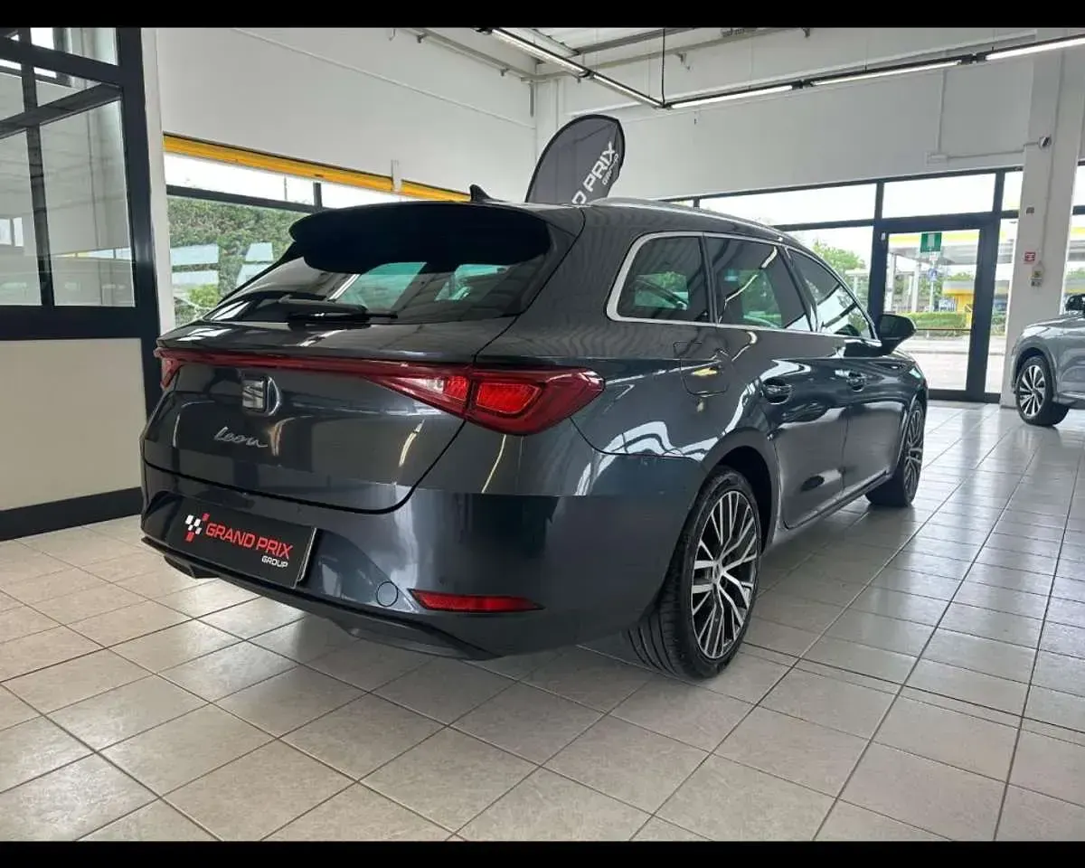 Usata Seat Leon XCELLENCE 150 CV (110 kW) 2021 Grigio Station wagon