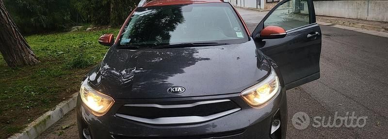 Usata 2018 Kia Stonic SUV | 8500 € (Super prezzo) - Immagine 1/4
