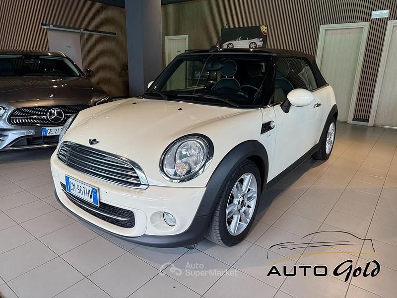 Usata Mini Cooper S Cabriolet 111 CV (81 kW) 2014 Cabrio