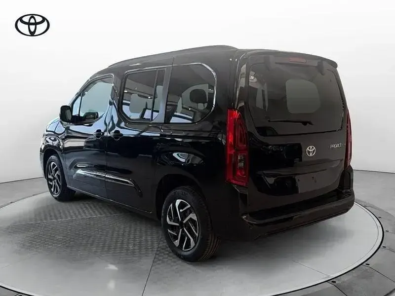 Nuova Toyota Proace Verso City 130 CV (95 kW) 2026 Nero Station wagon