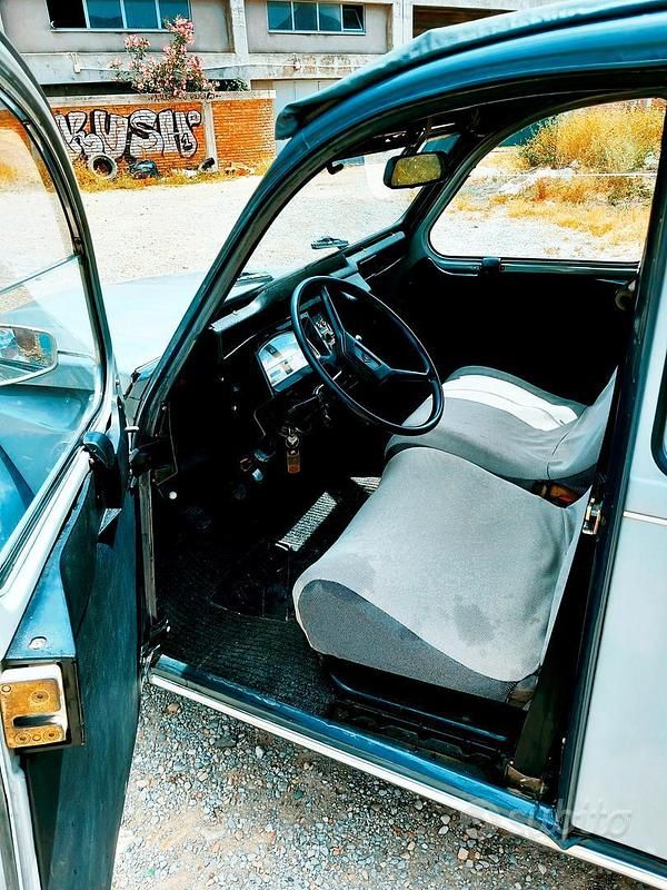 Occasion Citroën 2CV Charleston 29 ch (21 kW) 1988 Gris Berline