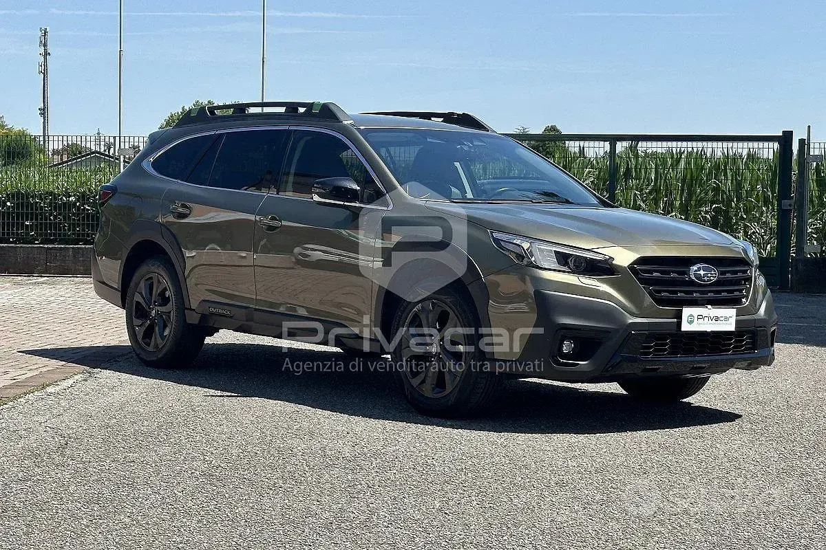 Usata Subaru Outback 4dventure 169 CV (124 kW) 2021 Verde Station wagon