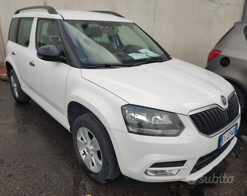 Usata Skoda Yeti Active 105 CV (77 kW) 2014 Bianco SUV