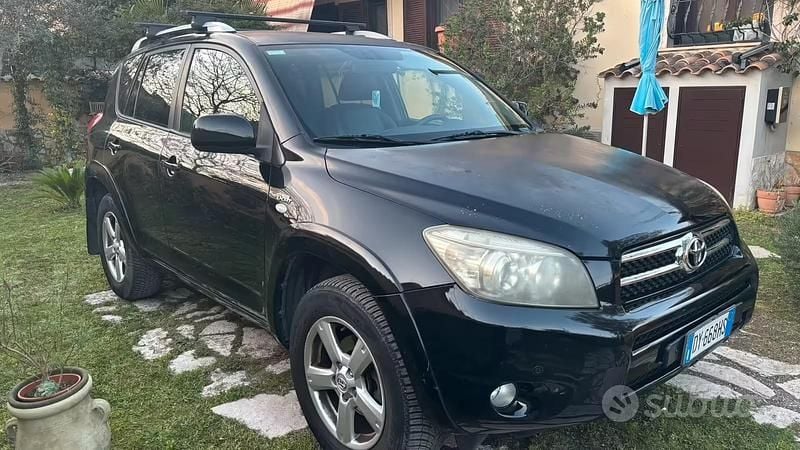 Usata Toyota RAV4 177 CV (130 kW) 2009 Nero SUV