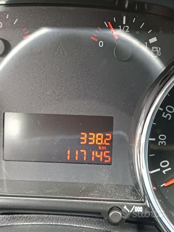 Usata Peugeot 3008 156 CV (114 kW) 2015 Marrone Station wagon