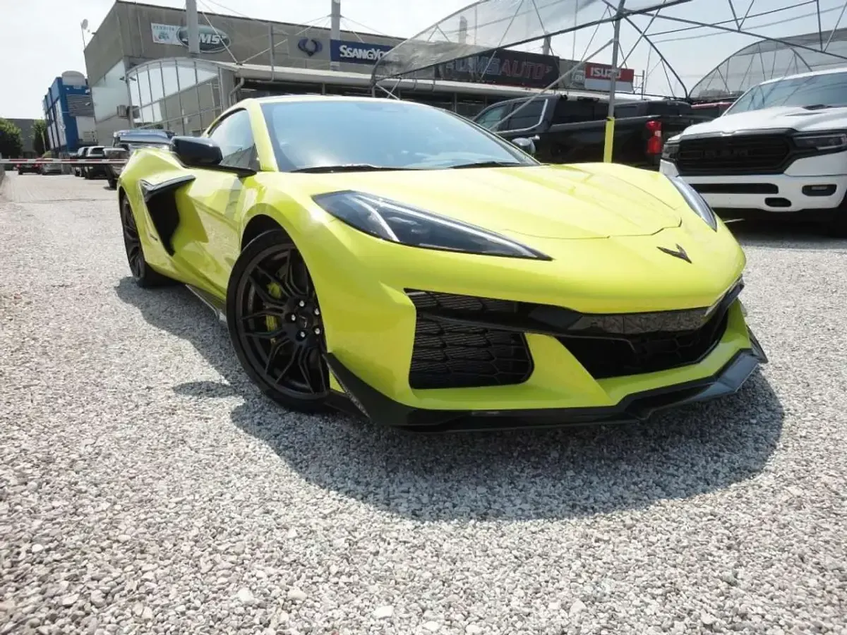 Nuova Corvette Z06 680 CV (500 kW) 2026 Giallo Coupé
