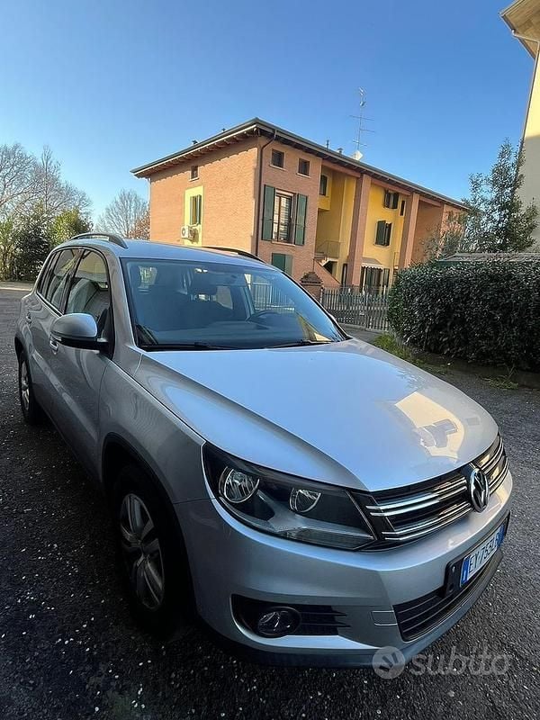 Usata VW Tiguan Trendline 122 CV (89 kW) 2015 Grigio SUV