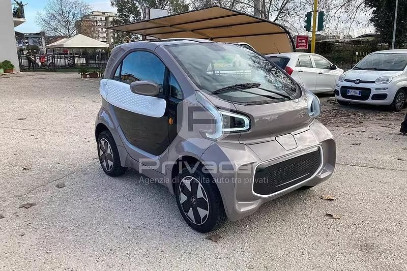 Usata XEV Yoyo 2022 Marrone Utilitaria