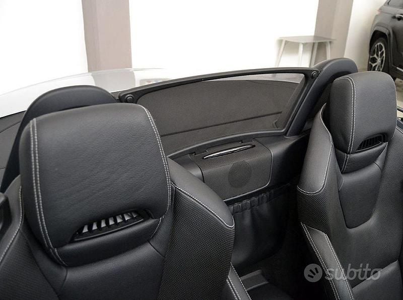 Usata Mercedes SLC200 184 CV (135 kW) 2018 Grigio Cabrio