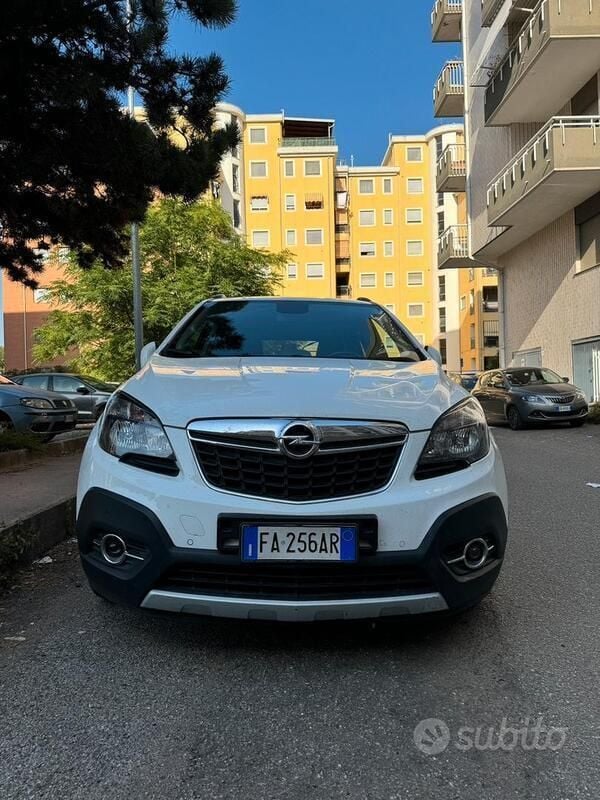 Usata Opel Mokka 131 CV (96 kW) 2015 Bianco SUV