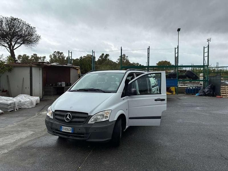 Bianco Usata 2013 Mercedes Vito Furgone | 11.500 € - Immagine 1/4