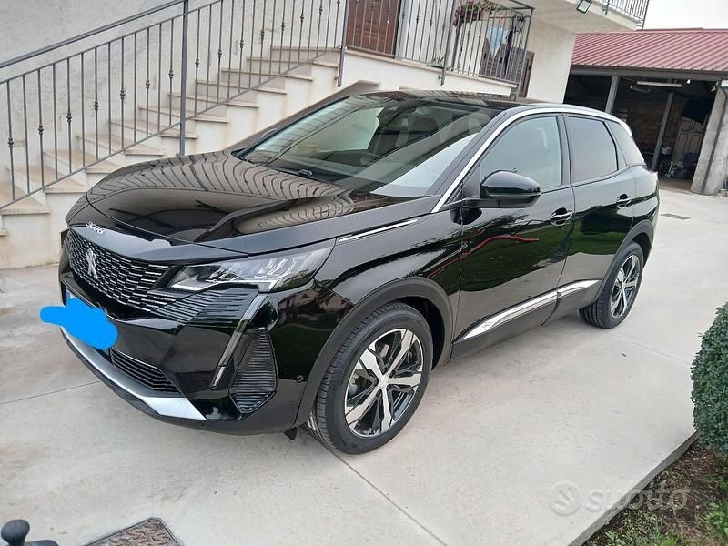 Nero Usata 2022 Peugeot 3008 SUV | 24.900 € (Cara) - Immagine 1/4