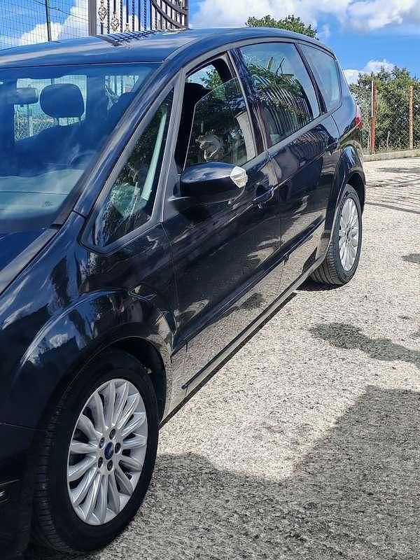 Usata Ford S-MAX Business Edition 140 CV (102 kW) 2014 Blu/azzurro Monovolume