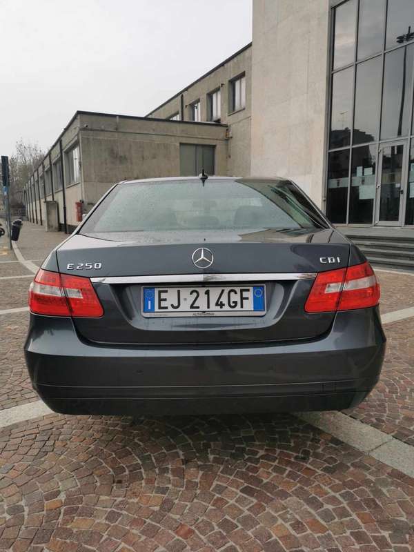 Usato 2011 Mercedes E250 2.1 Diesel 204 CV (12.500 €)